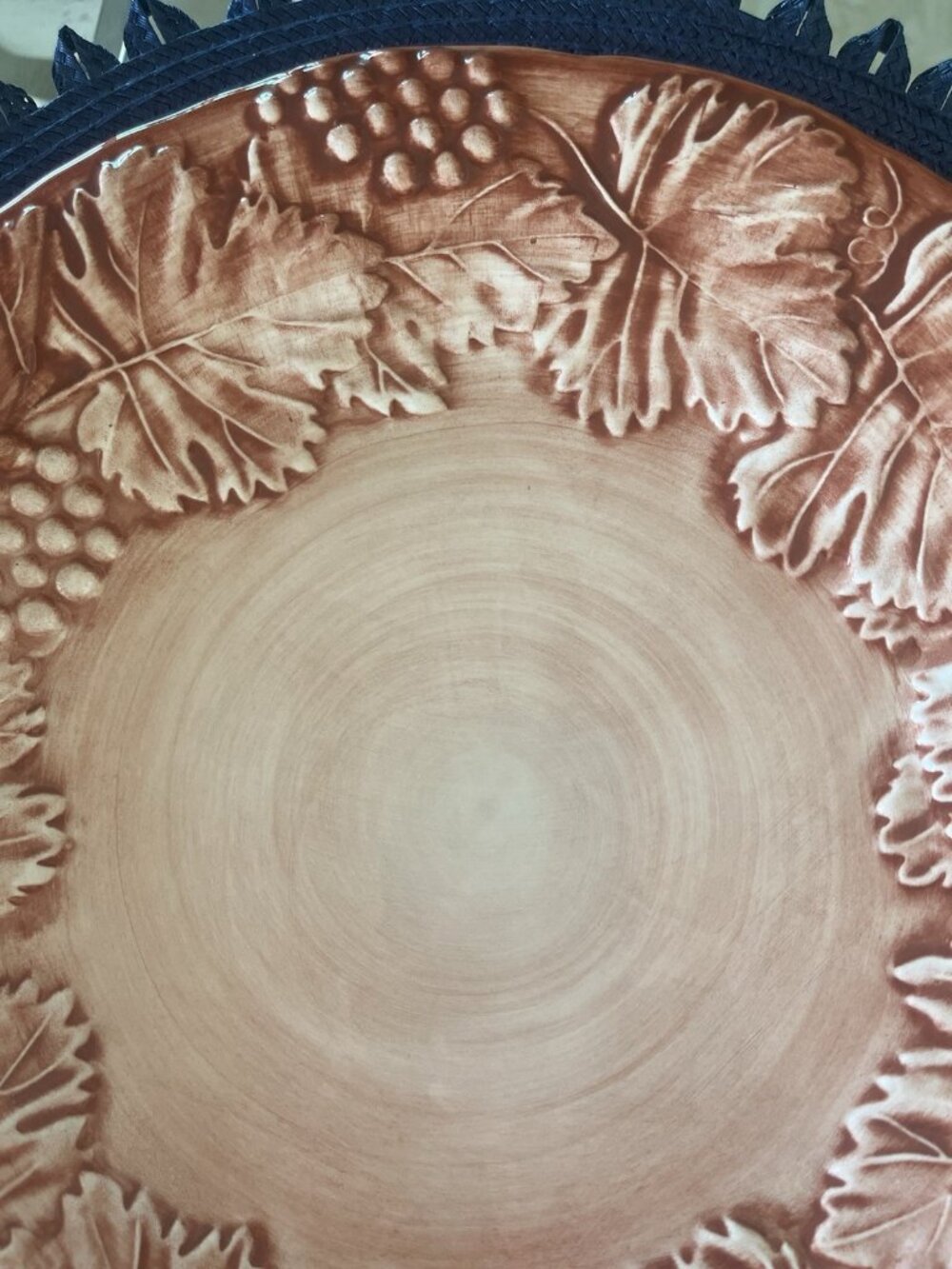 Williams Sonoma NAPA Terracotta Dinner Plate 11 1/2" Raised Grapes Grape Leaves - Picture 5 of 8